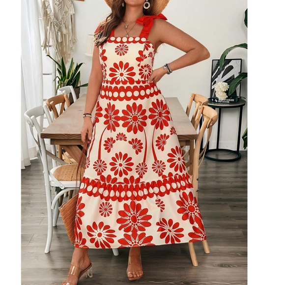 Plus Floral Print Shirred Bodice High Waisted Shoulder Tie Maxi Dress - Picture 3 of 6